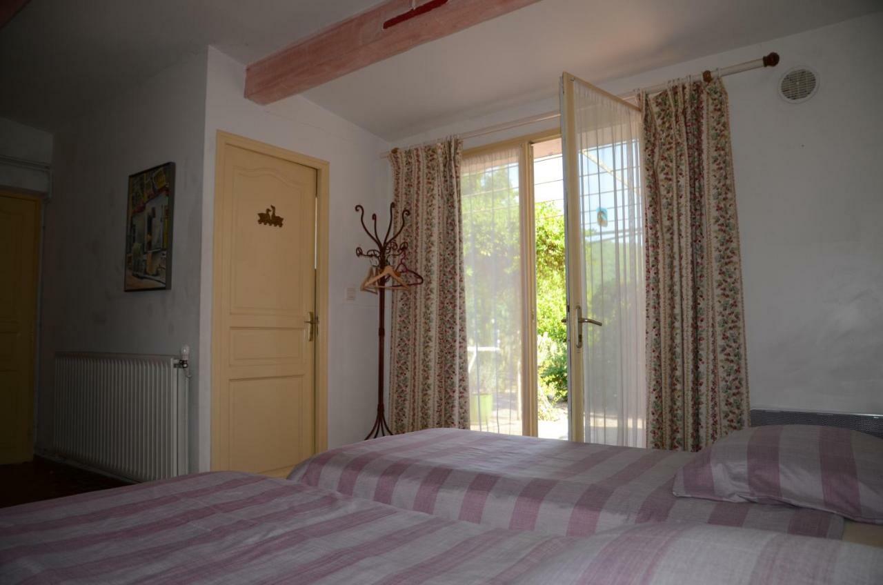 Domaine Hemmitage Apartamento Salernes Exterior foto